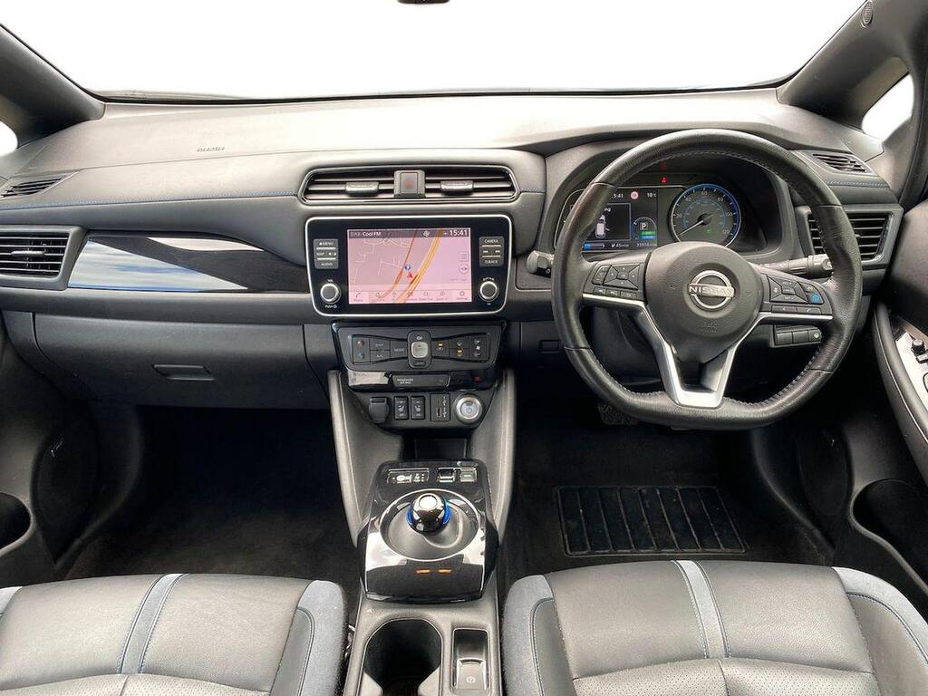 Nissan Leaf Leaf Takna White #8