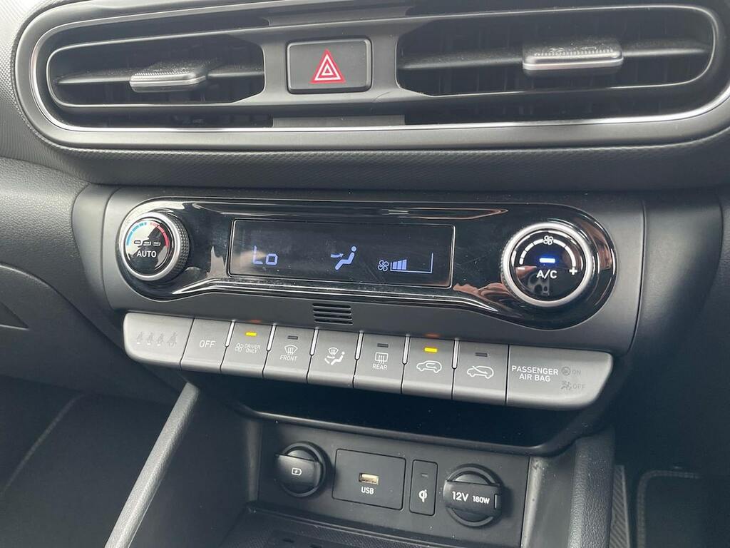 Hyundai Kona Premium Black #12
