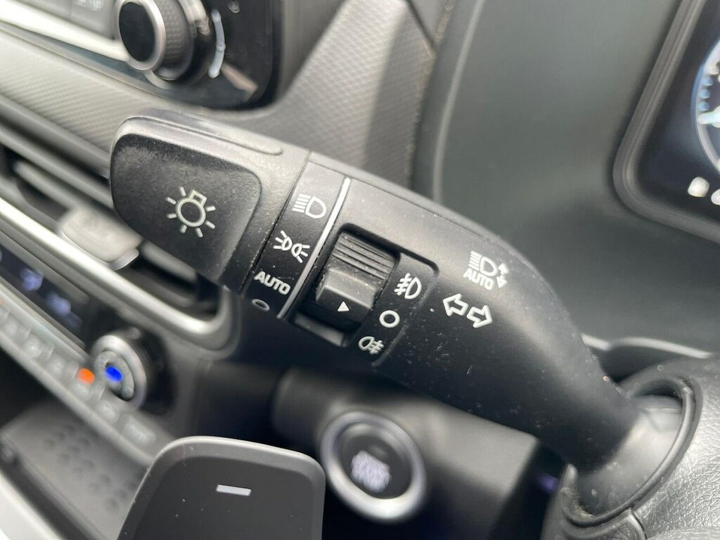 Hyundai Kona Premium Black #28