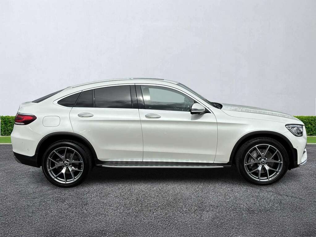 Mercedes-Benz GLC Class Glc 300D 4Matic Amg Line Prem Plus 9G-tronic #3