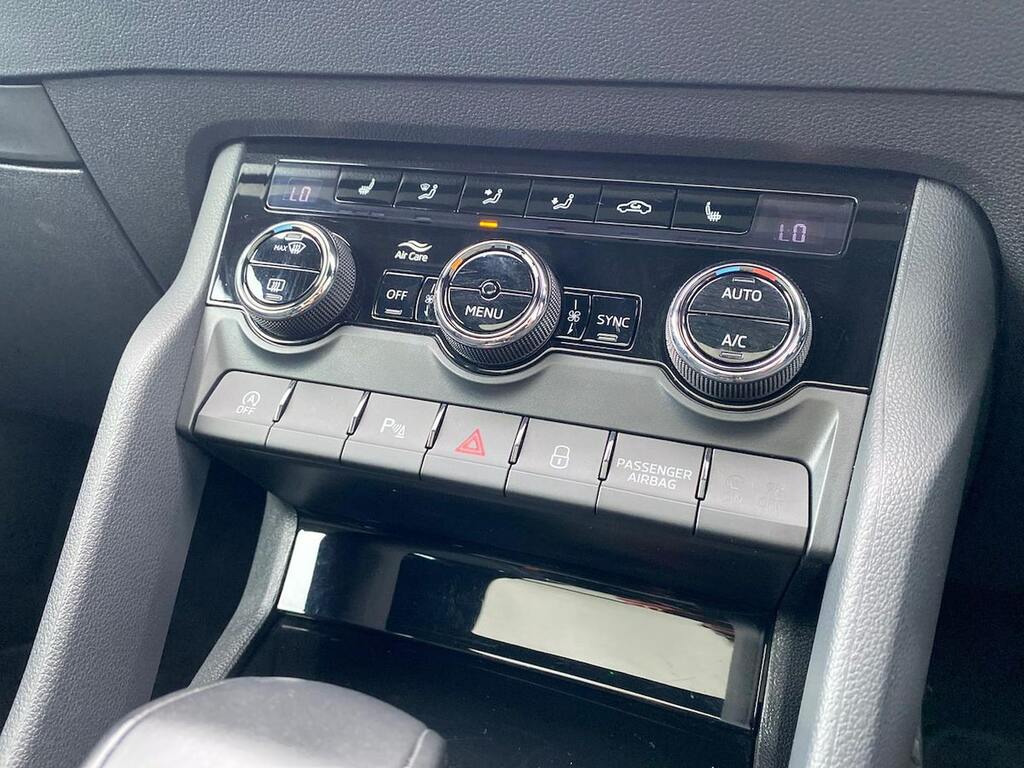 Skoda Karoq Se Technology Blue #22