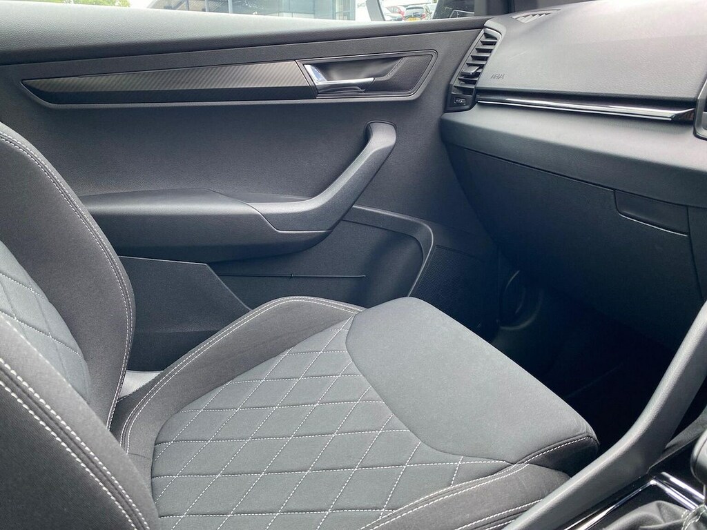 Skoda Karoq Se Technology Blue #45
