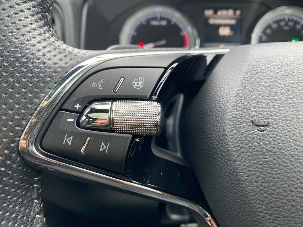 Skoda Karoq Se Technology Blue #27