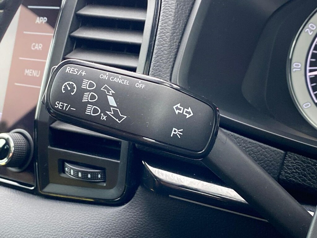 Skoda Karoq Se Technology Blue #29