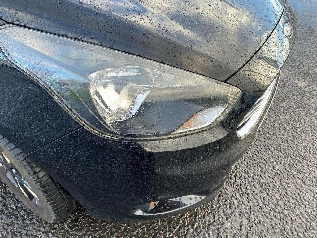 Ford KA+ Zetec White #24