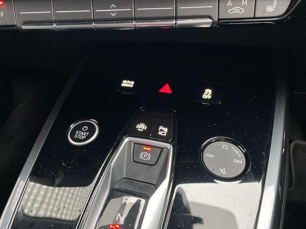 Audi Q4 E Tron Q4 Black Edition 45 E-tron 210,00 Kw Blue #22