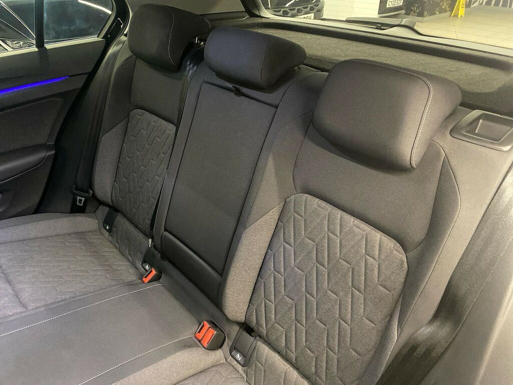 Volkswagen Golf R Black #16