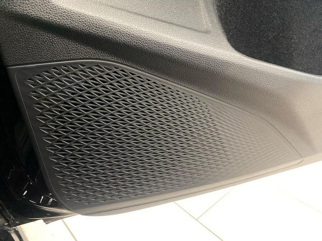 Volkswagen Golf R Black #30