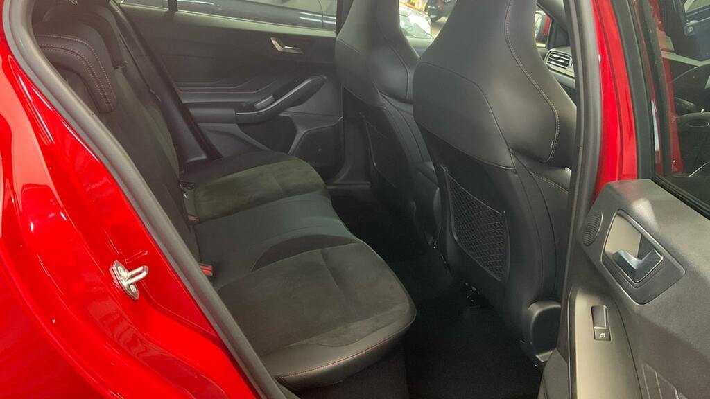 Ford Focus 1.0 Ecoboost St-line Black #10
