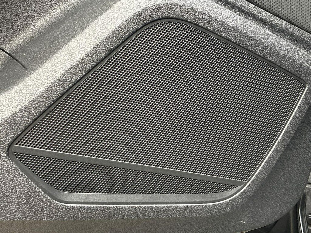 Audi Q2 1L Sport Black #31