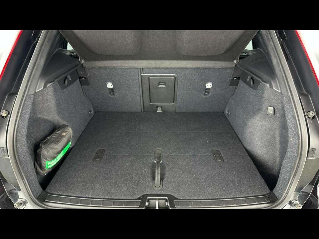 Volvo XC40 2.0 B4 Mhev #14