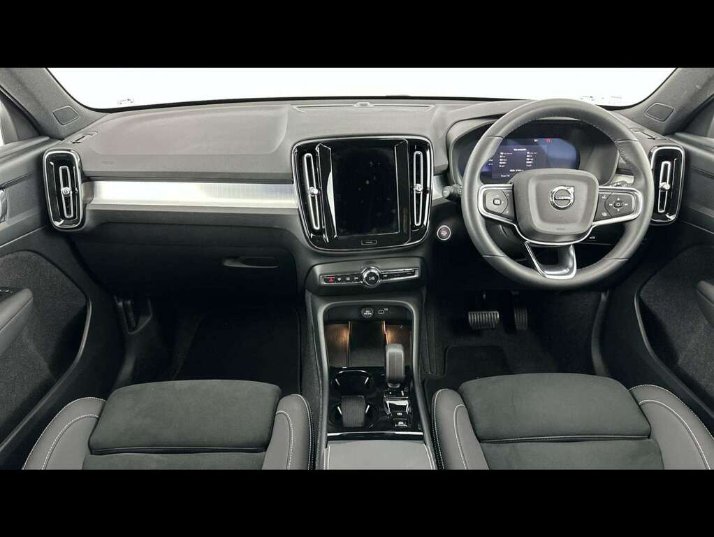 Volvo XC40 2.0 B4 Mhev #10