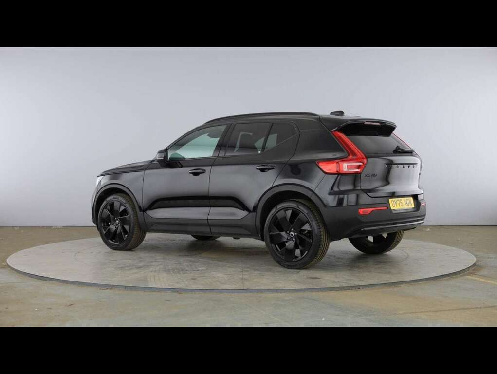 Volvo XC40 2.0 B4 Mhev #25