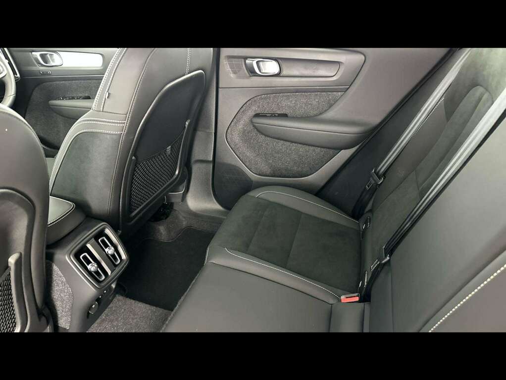 Volvo XC40 2.0 B4 Mhev #13