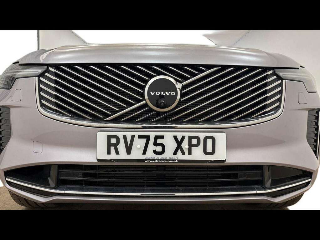 Volvo XC90 Ultra Black #19