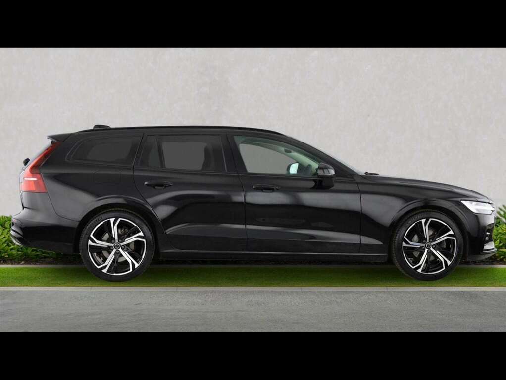 Volvo V60 Ultra Blue #18