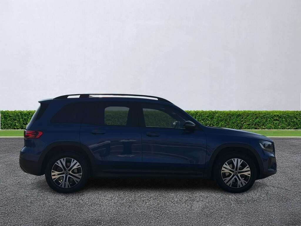 Mercedes-Benz GLB Class Glb 200 Sport Executive 7G-tronic #2