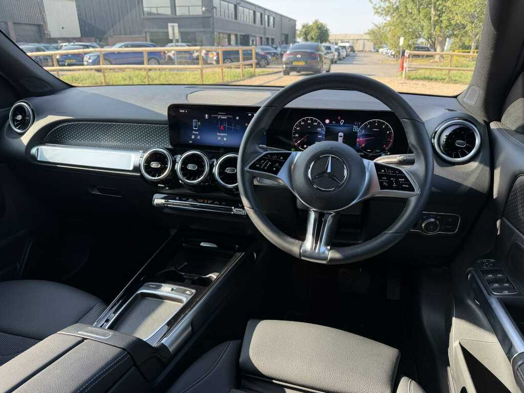 Mercedes-Benz GLB Class Amg Line White #18