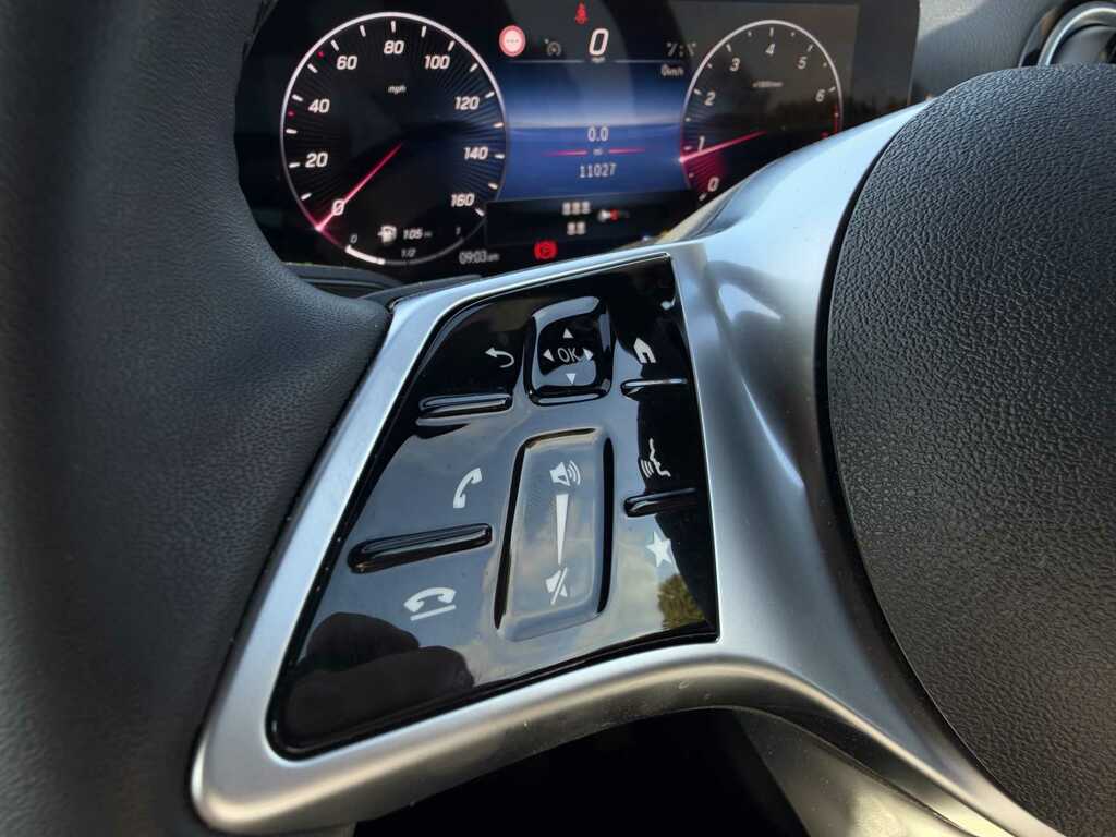 Mercedes-Benz GLB Class Amg Line White #29