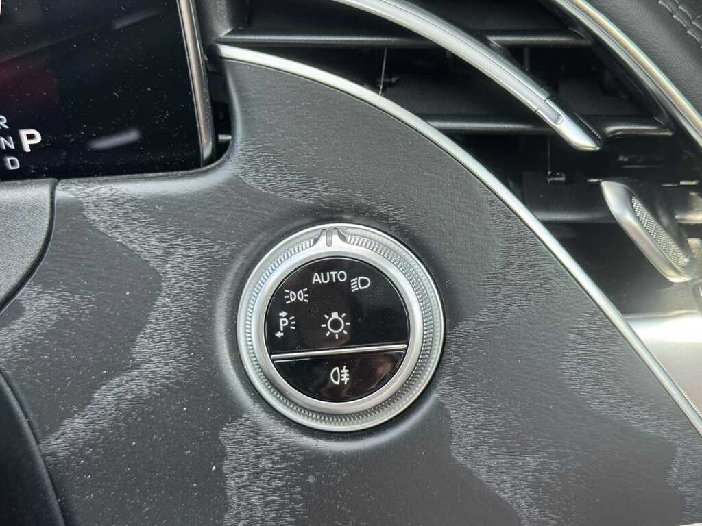 Mercedes-Benz E Class E220d Exclusive Premium Plus 9G-tronic Silver #33
