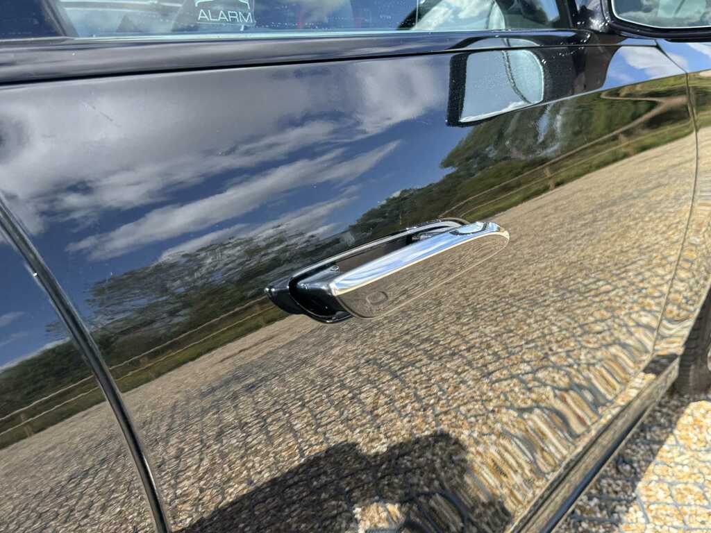 Mercedes-Benz E Class E220d Exclusive Premium Plus 9G-tronic Silver #19