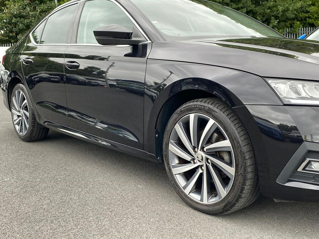 Skoda Octavia 1.0 Tsi Se Technology Hatchback White #40