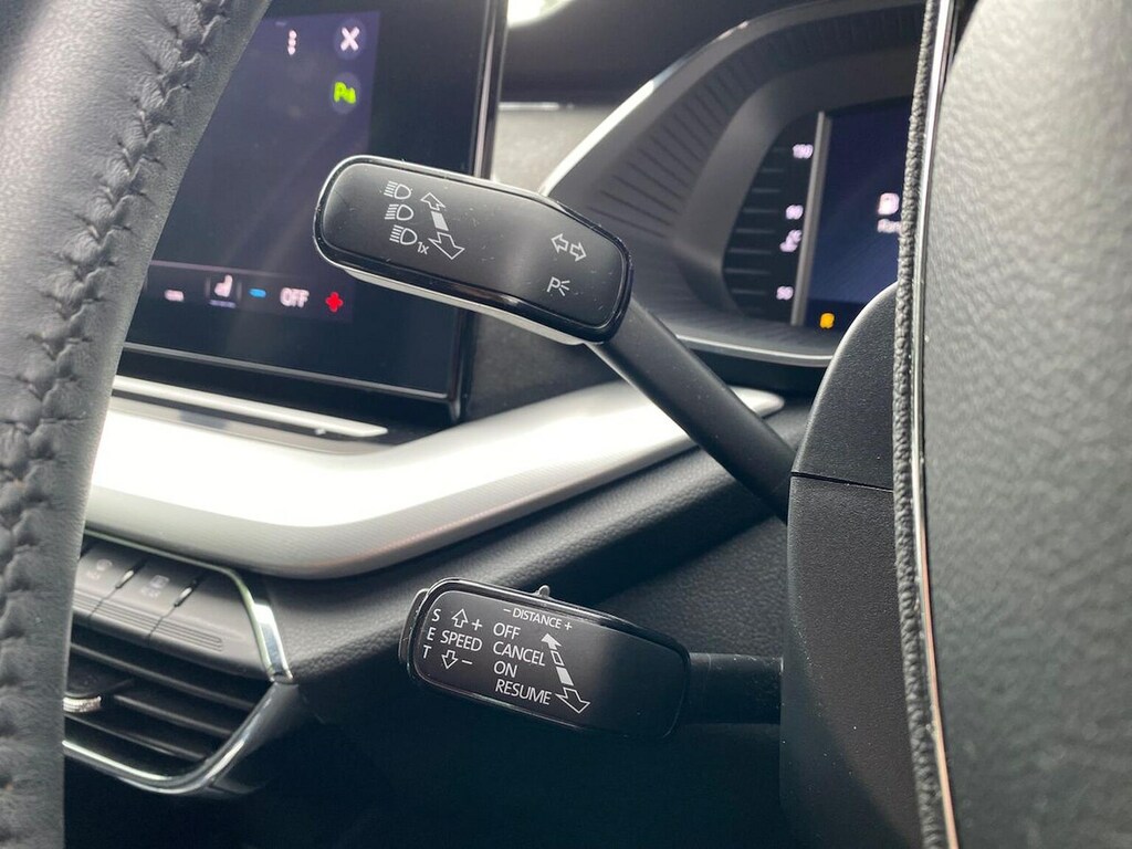 Skoda Octavia 1.0 Tsi Se Technology Hatchback White #29
