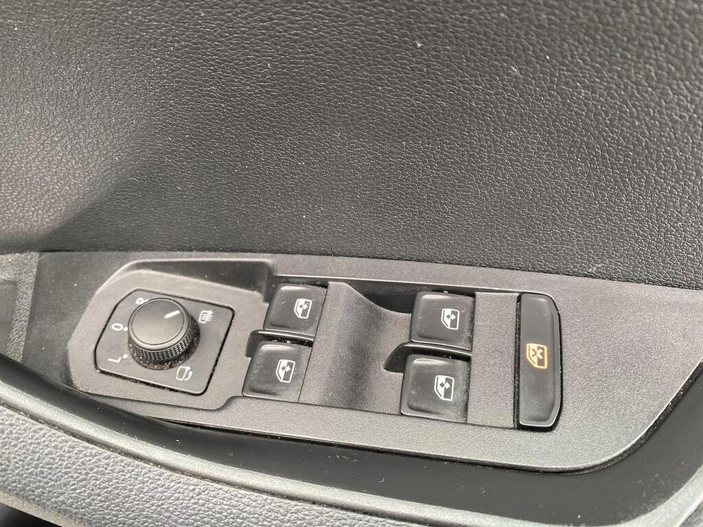 Skoda Karoq Se Technology Blue #21