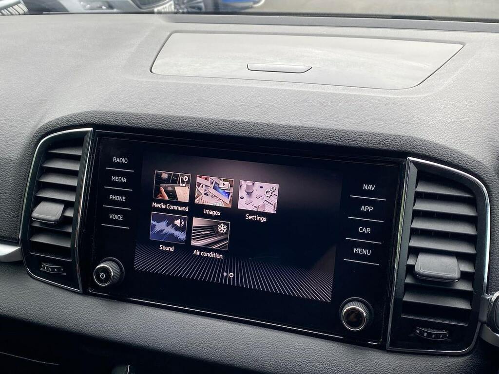 Skoda Karoq Se Technology Blue #25