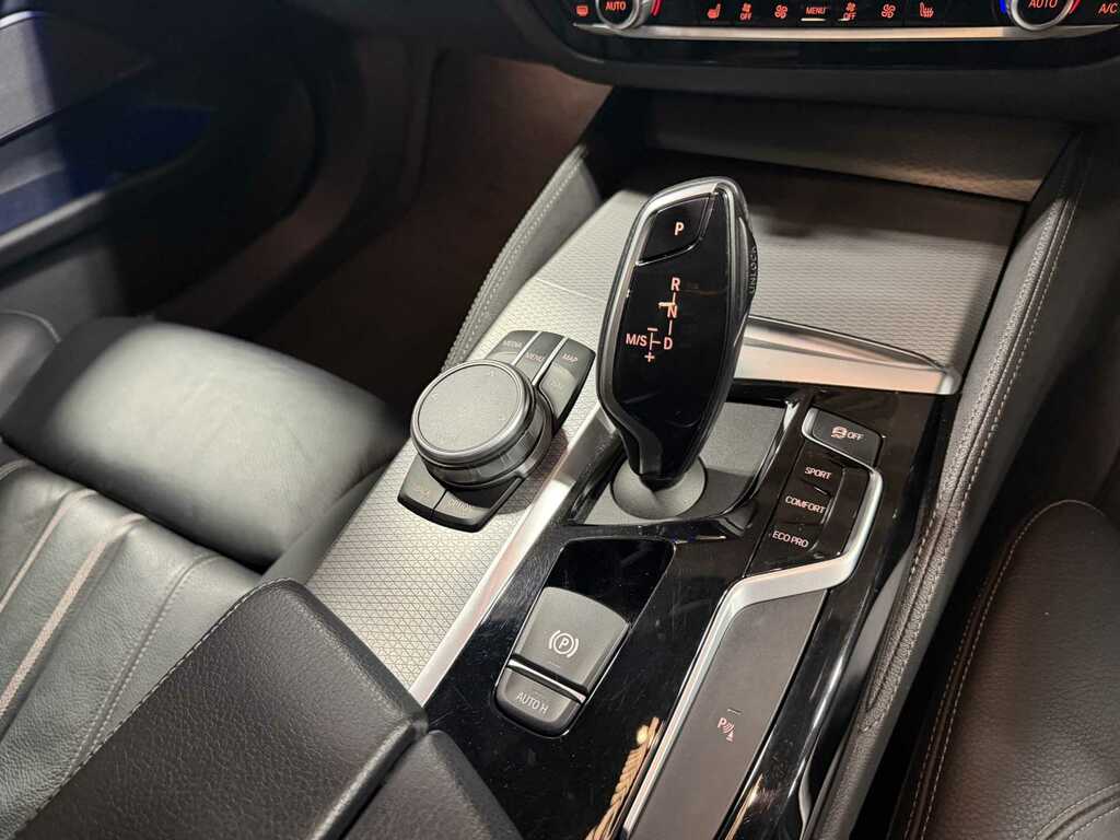 BMW 5 Series Se Grey #25