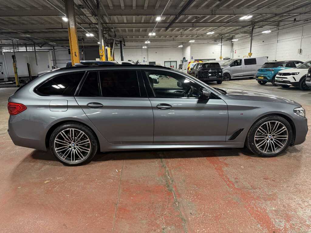 BMW 5 Series Se Grey #8