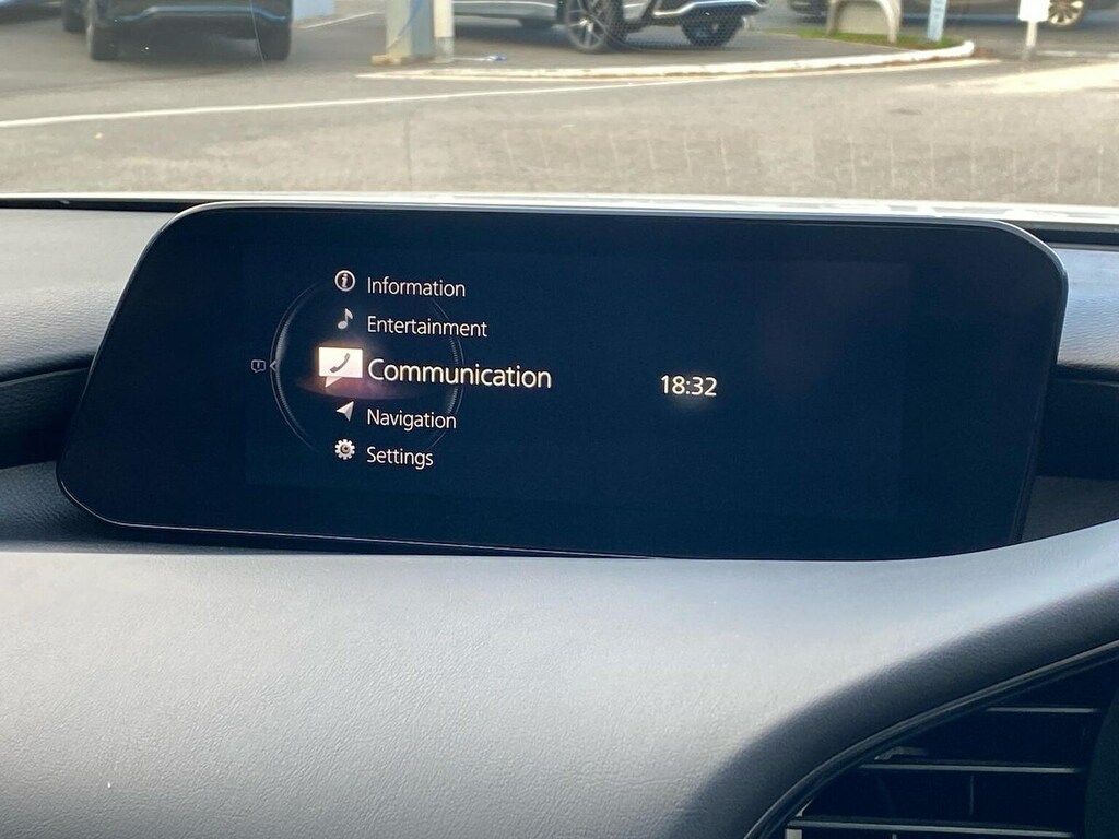 Mazda 3 2.0 Skyactiv G Mhev Gt Sport Tech Hatchba White #10