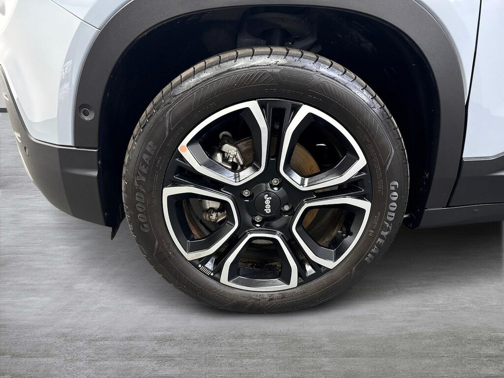 Jeep Avenger 115Kw Summit 54Kwh #6