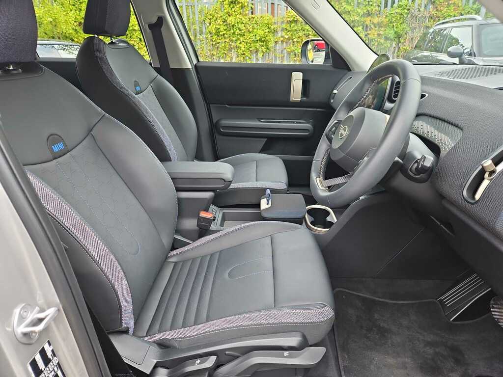 Mini Countryman C Classic Silver #15
