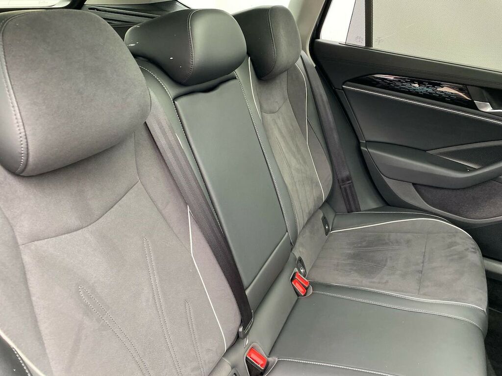 Volkswagen Passat 1.5 Tsi Ehybrid R-line Dsg Black #16