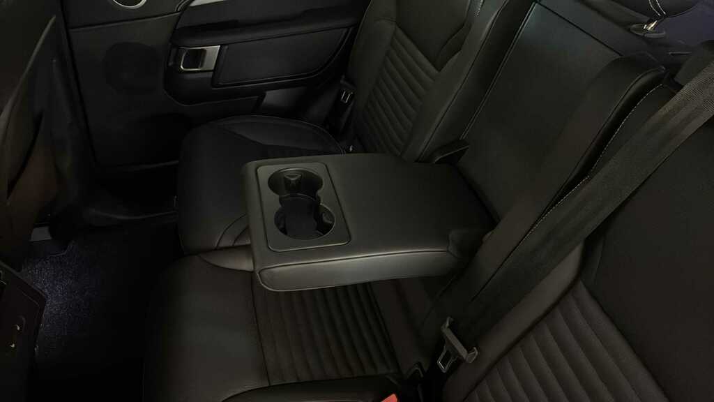 Land Rover Discovery Dynamic Se Black #31