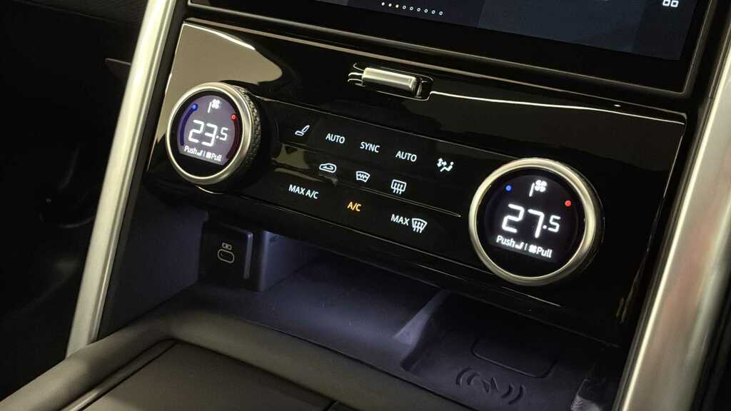 Land Rover Discovery Dynamic Se Black #30