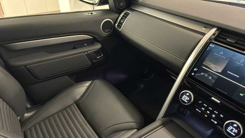 Land Rover Discovery Dynamic Se Black #25
