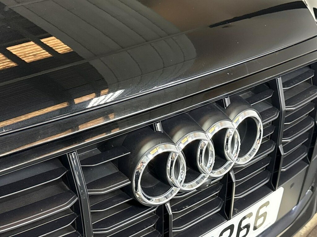 Audi Q7 Q7 Black Edition 55 Tfsi E Quattro Blue #28