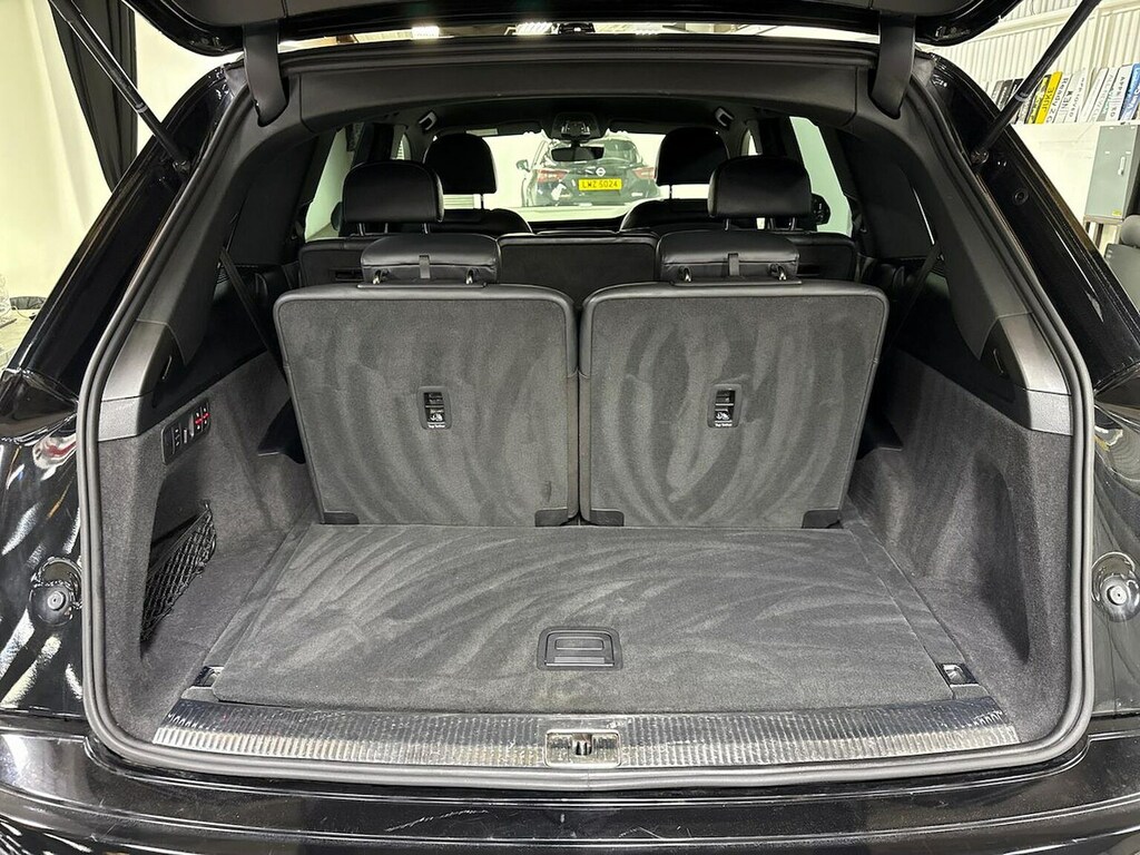 Audi Q7 Q7 Black Edition 55 Tfsi E Quattro Blue #17