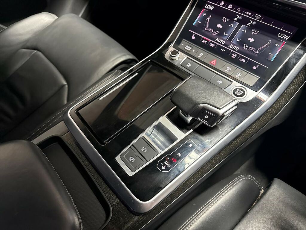 Audi Q7 Q7 Black Edition 55 Tfsi E Quattro Blue #13