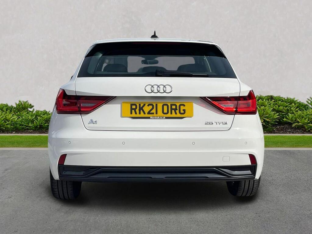 Audi A1 25 Tfsi Sport White #4
