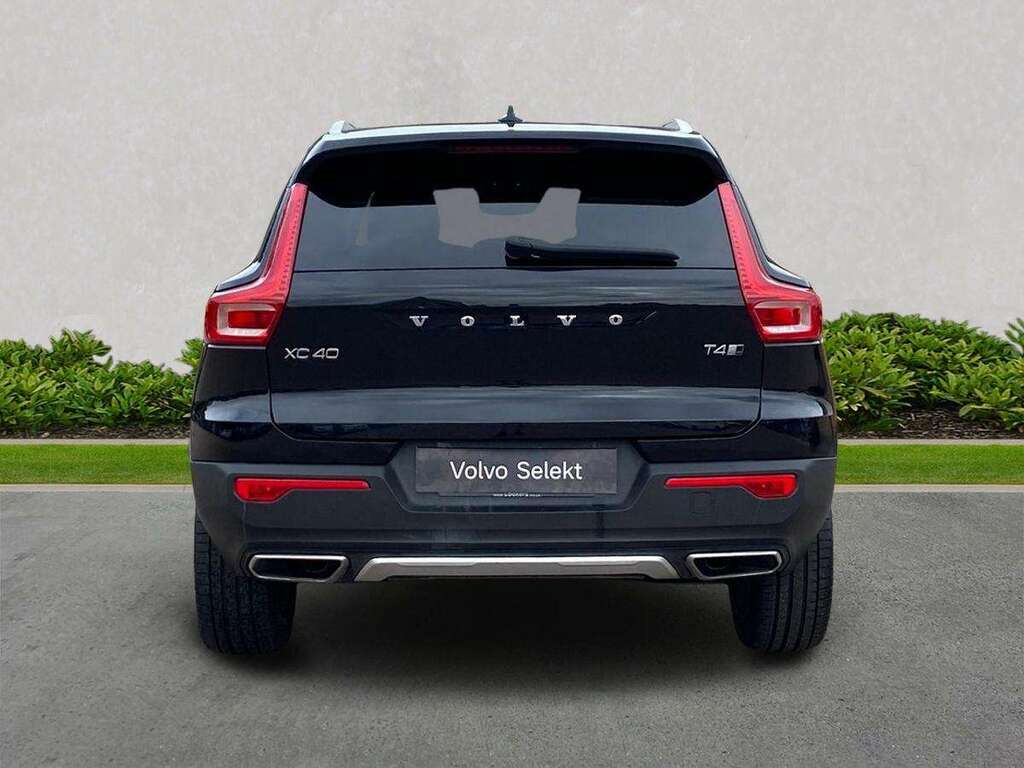 Volvo XC40 2.0 T4 Inscription Pro Awd Geartronic Black #4