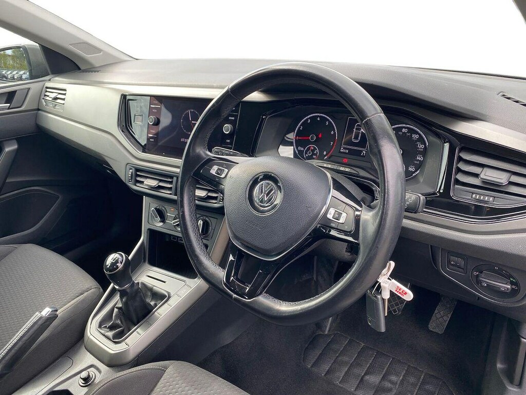 Volkswagen Polo Hatchback White #15