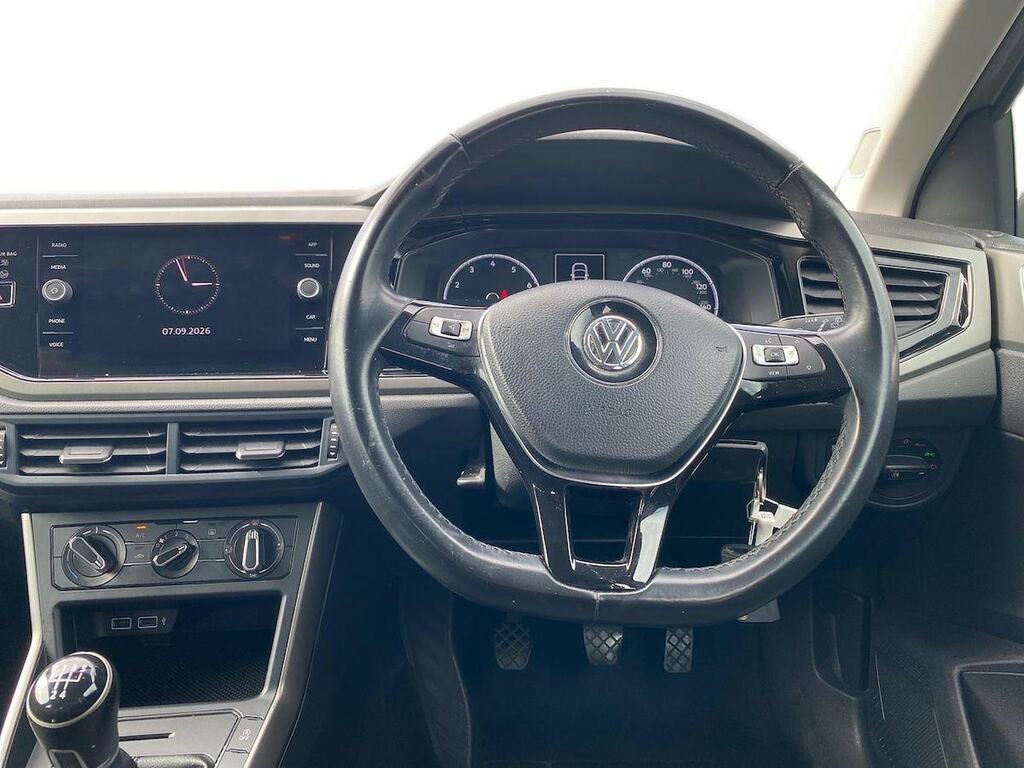 Volkswagen Polo Hatchback White #9