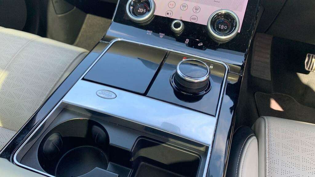 Land Rover Range Rover Velar S Red #13