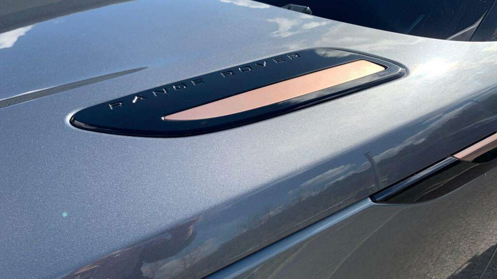 Land Rover Range Rover Velar S Red #28
