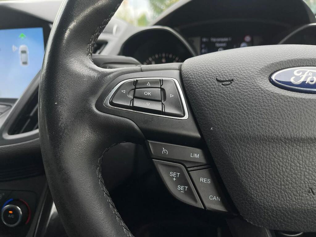 Ford Kuga 2.0 Tdci Titanium 2Wd  #25