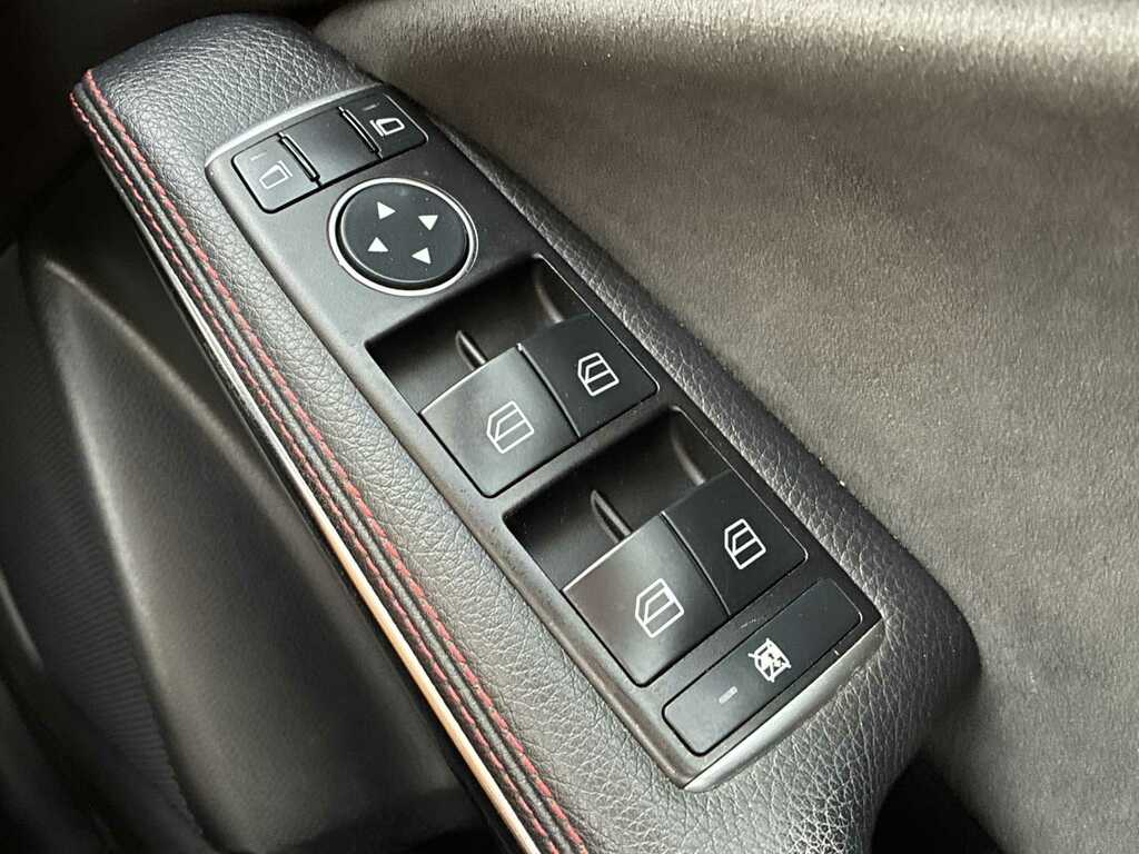 Mercedes-Benz A Class 2.1 A 220 Black #20