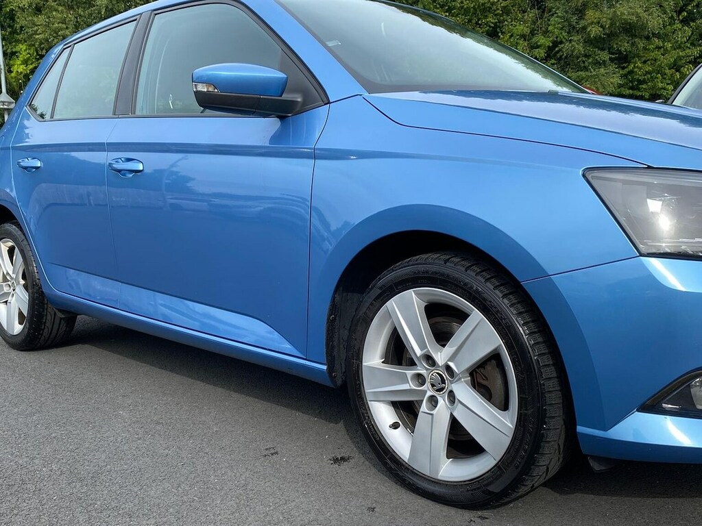Skoda Fabia Hatchback 1.0 S 201515 Silver #40